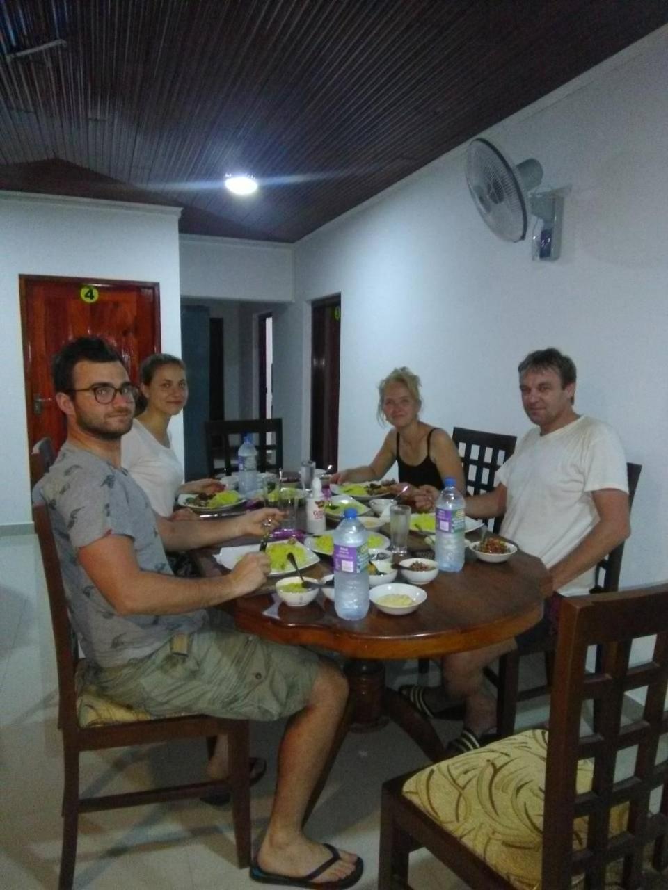 Shaa Lodge Tissamaharama Extérieur photo